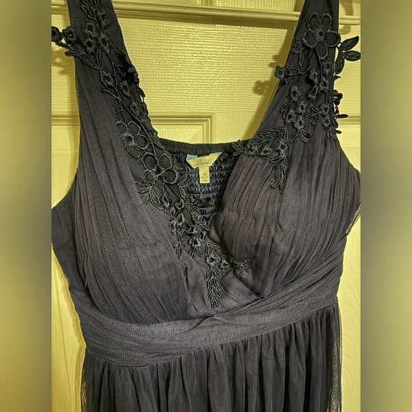 Bought from ModCloth, blue/navy, floral details, smocked back, knee-length, 1X - Picture 4 of 5